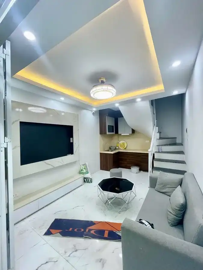 Nhà phố Định Công, Hoàng Mai 18m² giá 5.25 tỷ - Tiềm năng tăng giá cao!