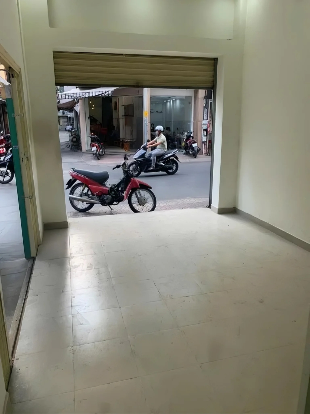 Nhà mặt tiền kinh doanh 28m² Quận 3 giá 12.5 tỷ - Dòng tiền ổn định 22 triệu/tháng!