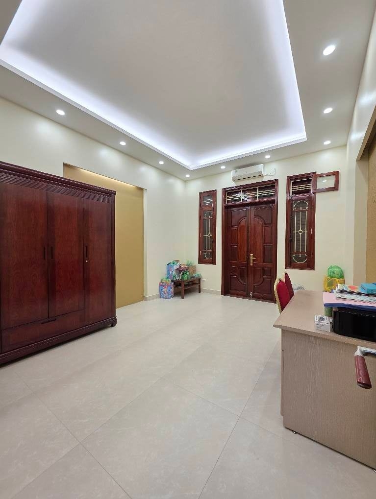 Bán nhà phố Nguyễn Phúc Lai 65m² giá 36 tỷ - Ô tô ngủ nhà, vị trí đắc địa!