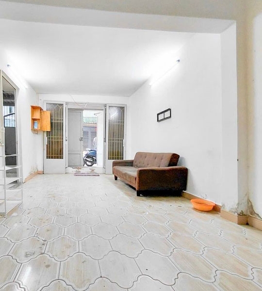 Nhà 3 tầng Lạc Long Quân, Tân Bình 60m² chỉ 7 tỷ - Nơi an cư lý tưởng!