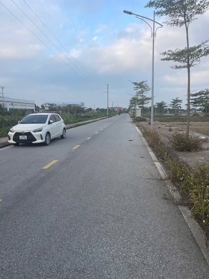 Đất nền xã Tây Lương, Tiền Hải 96m² giá 1.3 tỷ - Cơ hội đầu tư hấp dẫn!