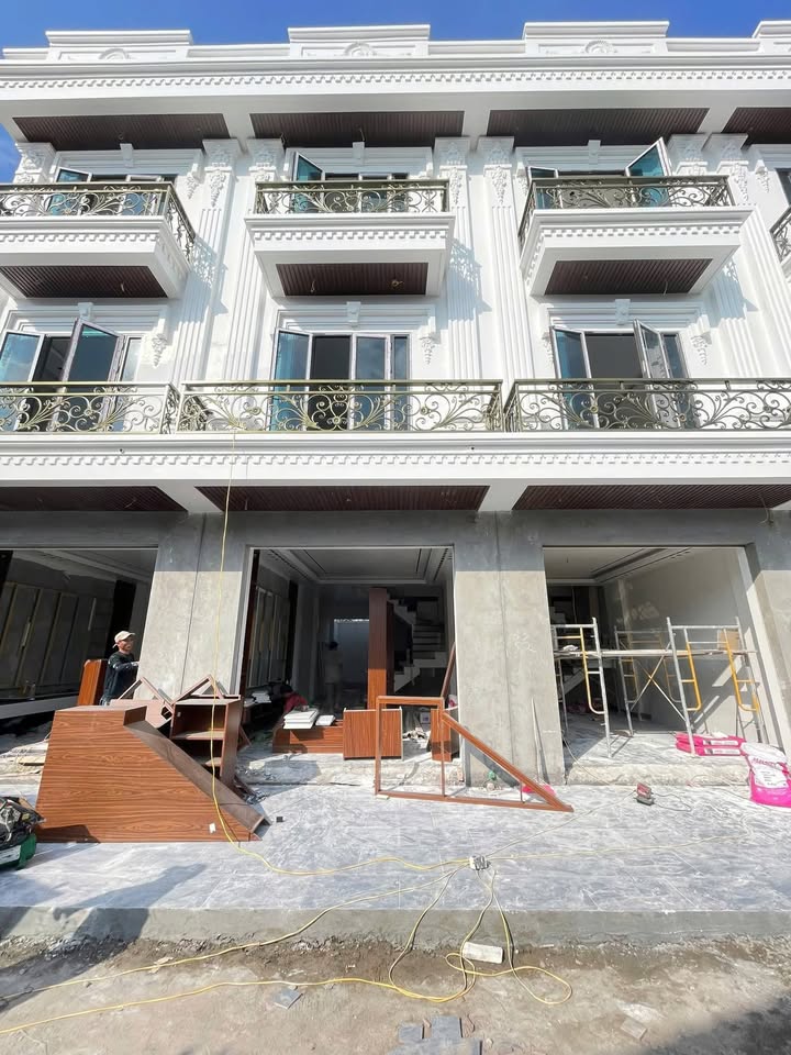 Bán nhà 3 tầng đường 351, Hải Phòng 60m² giá 2.85 tỷ - Tiện nghi đầy đủ và pháp lý rõ ràng!