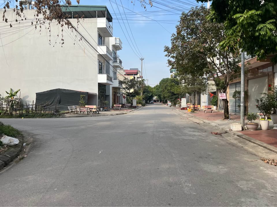 Nhà phố Trần Bình Trọng Bắc Giang 72m² giá 6 tỷ - Sẵn sàng vào ở ngay!