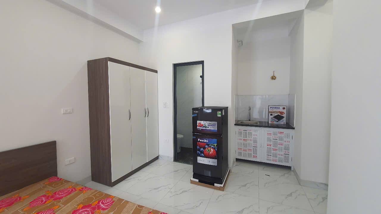 Phòng cho thuê tại Hoàng Mai, 30m² giá thỏa thuận - Full nội thất, thoáng mát!