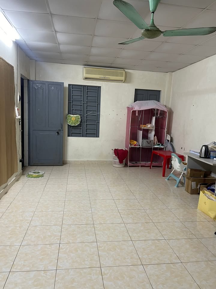 Nhà riêng cho thuê tại Lĩnh Nam 30m² giá chỉ 3.8 triệu - Rộng rãi, thoáng mát!