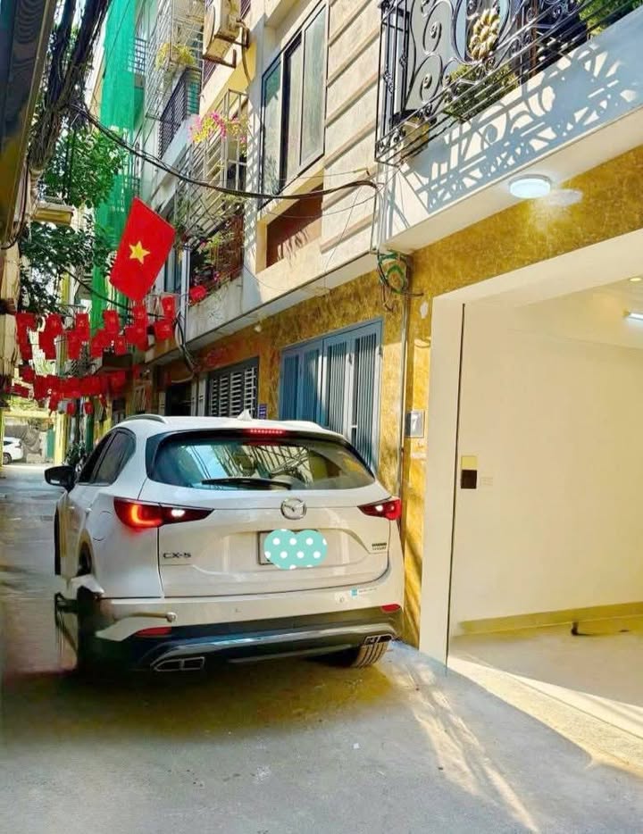 Nhà 5 tầng Phương Canh 36m² giá 6 tỷ - Mặt tiền 5m, ô tô đỗ gần!