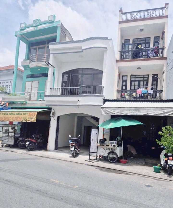Nhà phố mặt tiền kinh doanh Nguyễn Quý Anh, Tân Sơn Nhì, 48m² - Đường lớn, đông đúc!