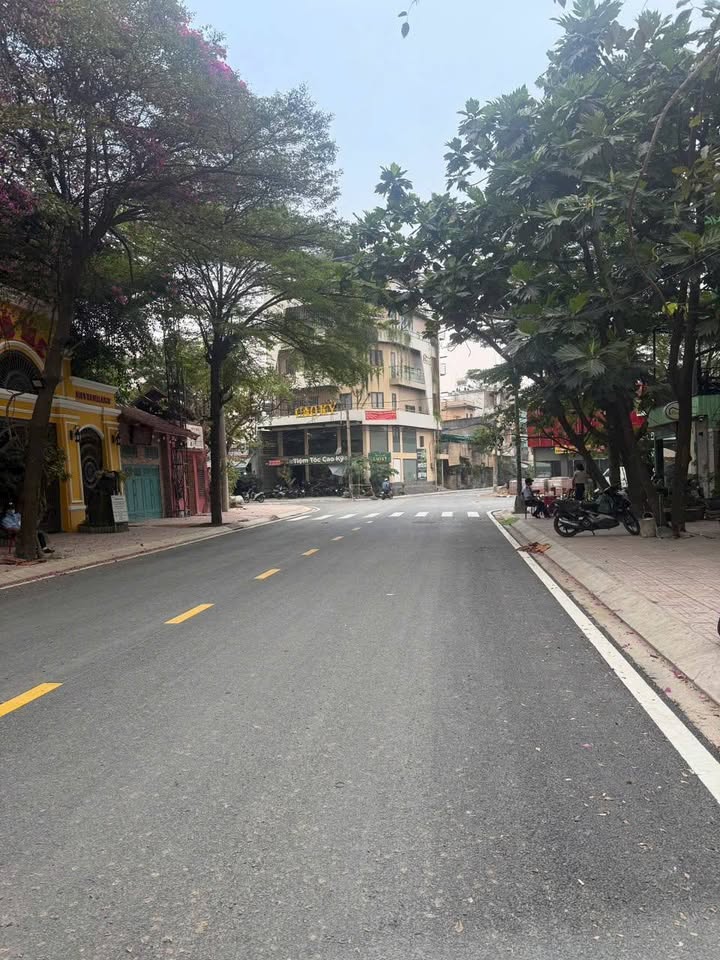 Bán FrontHouse KDC Nam Hùng Vương, 80m² giá 9.5 tỷ - Cơ hội đầu tư tuyệt vời!