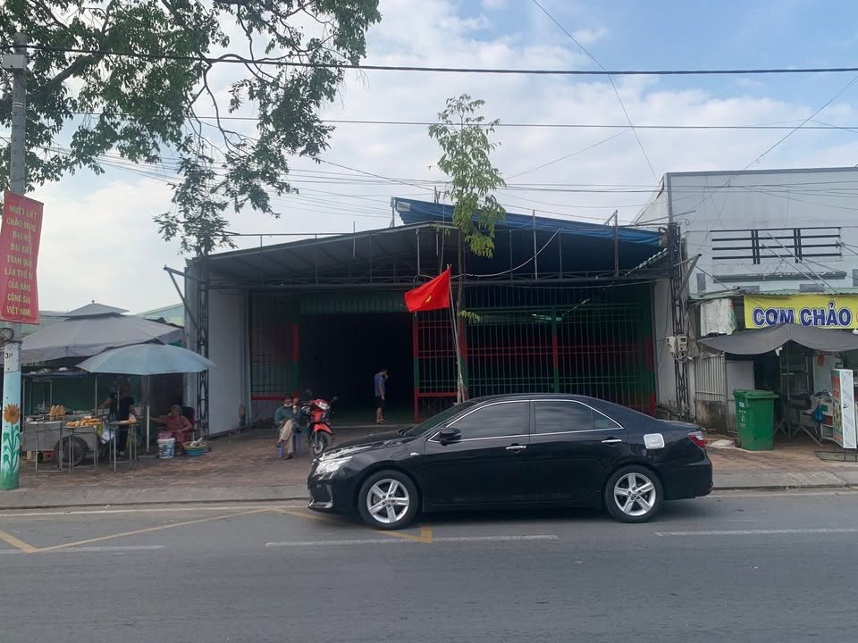 Mặt bằng cho thuê tại Nguyễn Văn Cừ, 800m² giá 70 triệu - Đầu tư sinh lời ngay!