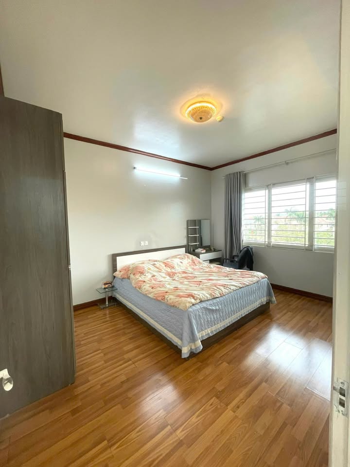 Căn hộ tòa G Ciputra Tây Hồ 119m² giá 16 triệu - Full nội thất hiện đại!