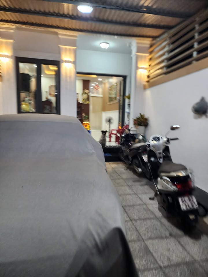 Nhà cấp 4 Long Phước 269m² giá 2.4 tỷ - Không gian sống lý tưởng!