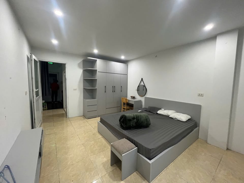 Cho thuê tòa CHDV Lê Văn Lương, Cầu Giấy 130m² - Đầy đủ tiện nghi, giá chỉ 80 triệu/tháng!