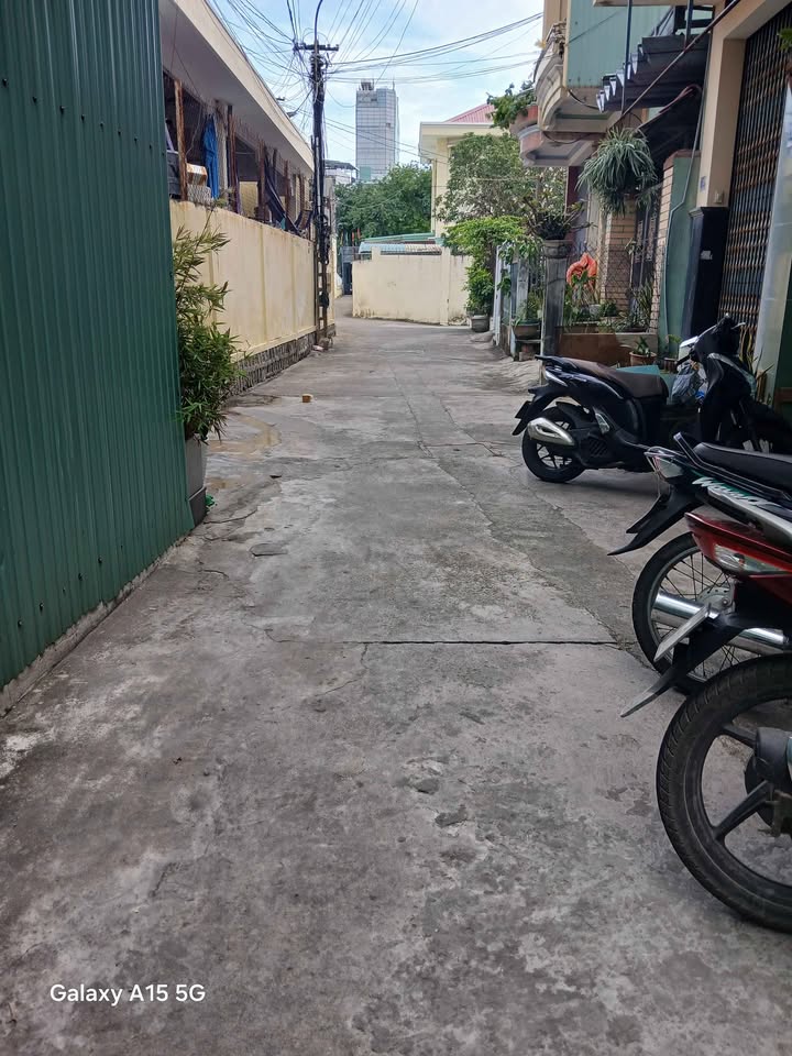 Phòng trọ Hẻm 110/11A Nguyễn Huệ, Quy Nhơn 2.3 triệu - Gần biển, tiện nghi đầy đủ!