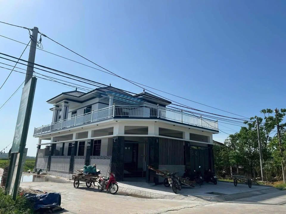 Đất mặt tiền kinh doanh Long Xá 200m² - Tiềm năng đầu tư lớn!