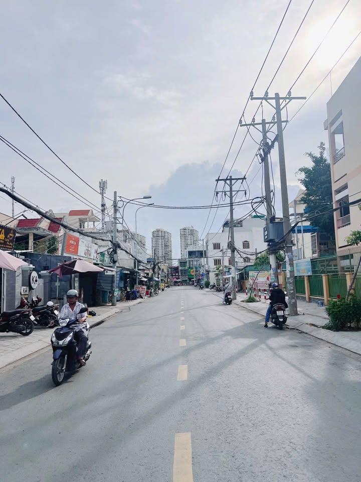 Nhà mặt tiền kinh doanh Dương Cát Lợi 105m² giá 6.68 tỷ - Đầu tư sinh lời ngay!