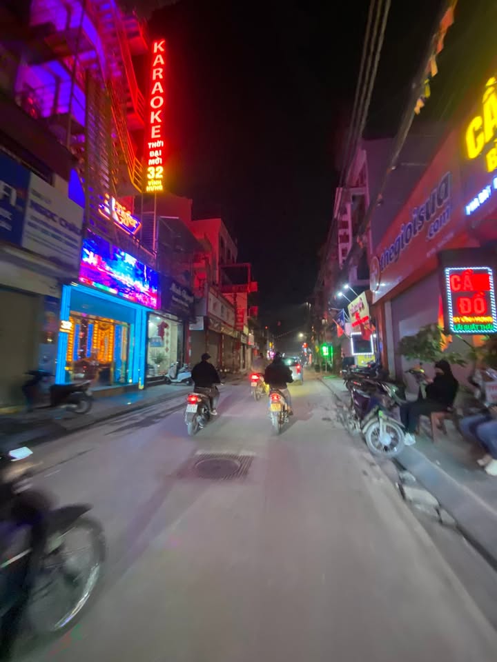 Nhà mặt phố Vĩnh Hưng, quận Hai Bà Trưng 270m² giá 20 tỷ - Kinh doanh sầm uất!