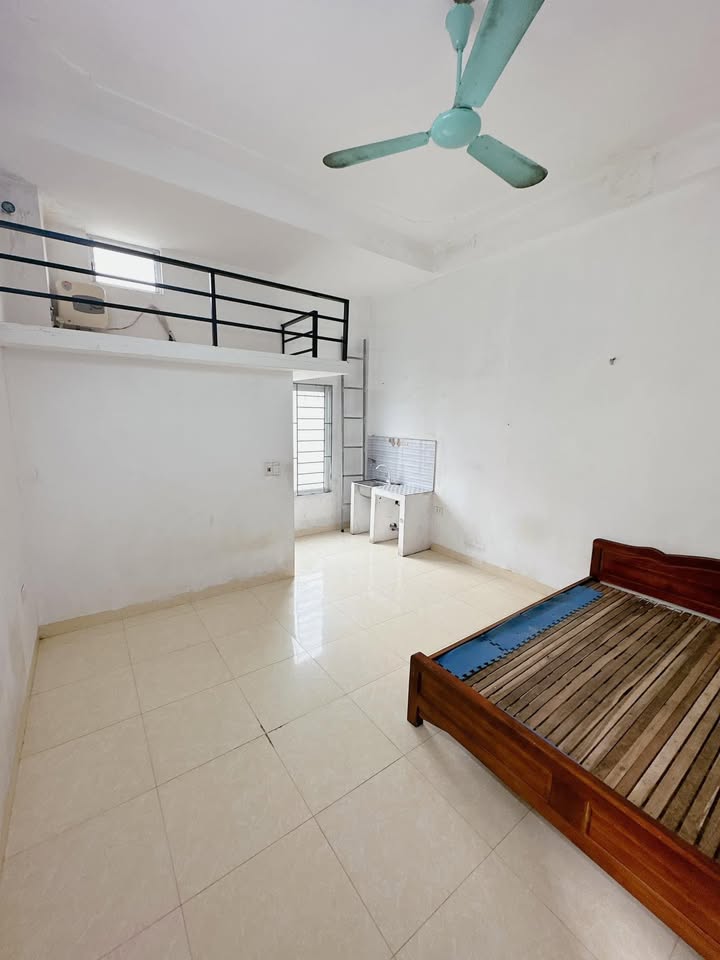 Phòng cho thuê giá rẻ tại Yên Xá, Hà Đông - Sẵn sàng vào ở ngay!