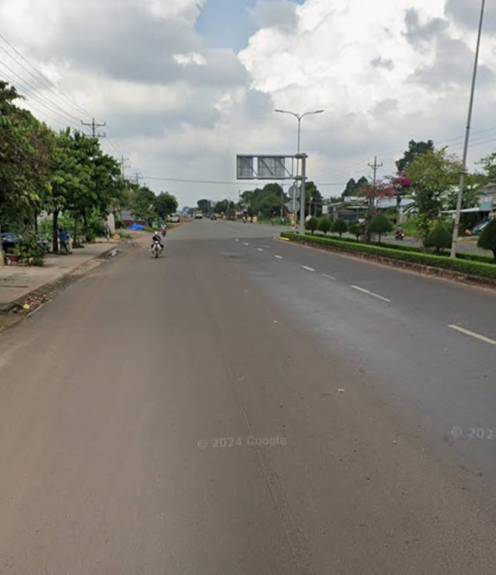 Nhà mặt tiền Quốc Lộ 14, Tiến Thành, 506m², giá chỉ 5 tỷ - Cần bán gấp!