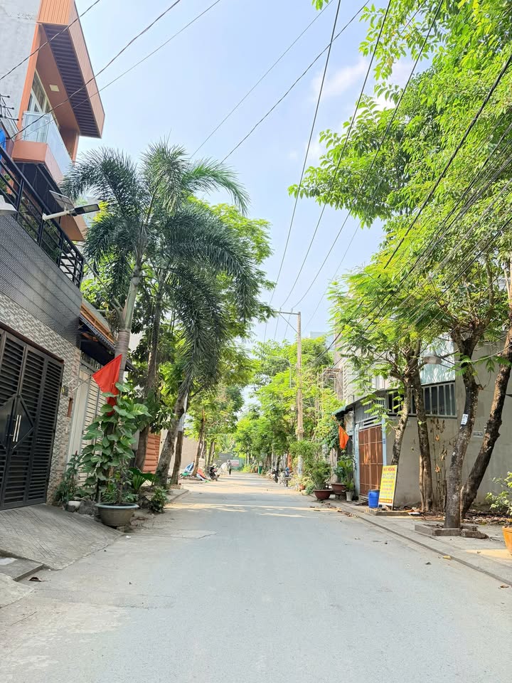 Đất nền KĐT Đông Tăng Long 87m² giá 5 tỷ - Lô góc 2 mặt hẻm xe hơi!