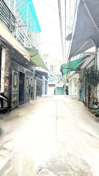 Nhà phố Tân Bình 40m² giá 5.5 tỷ - Sổ hồng chính chủ, an ninh tốt!