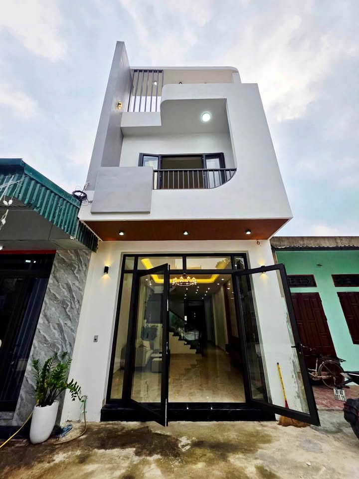 Nhà 2 tầng mới tại xã Thành Yên, huyện Thạch Thành, 60m² giá 2 tỷ - Ô tô đỗ cửa gần AEON Mall!