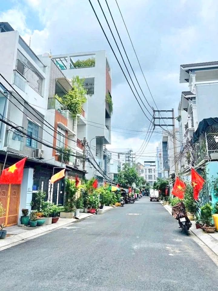 Nhà 3 tầng KDC Nam Hùng Vương, Bình Tân 97m² giá 7.59 tỷ - Pháp lý rõ ràng!