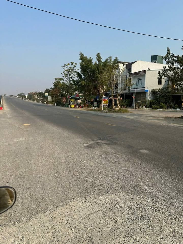 Đất nền phường Đông Tiến, Thanh Hóa 110m² giá 1.1 tỷ - Vị trí đắc địa, giao thông thuận lợi!