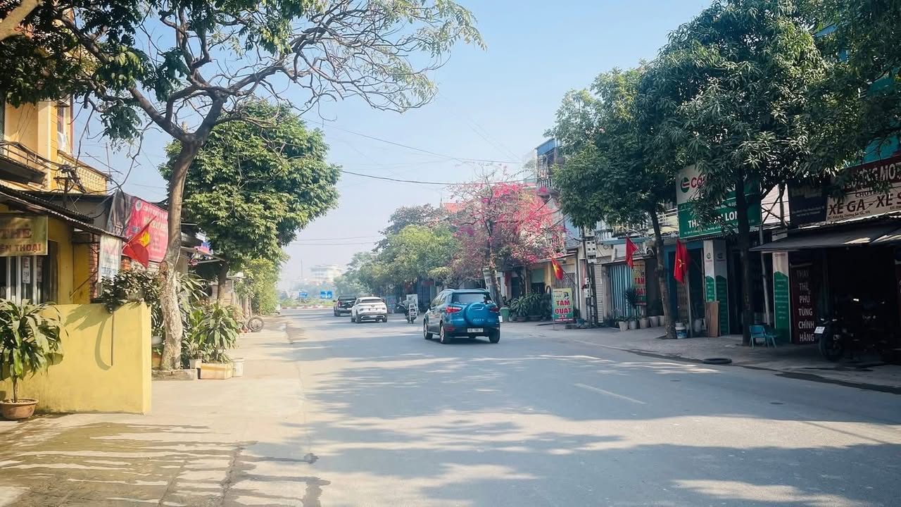 Mặt tiền FrontHouse Kiêu Kỵ, Gia Lâm 112m² giá 23.6 tỷ - Xây dựng văn phòng ngay!