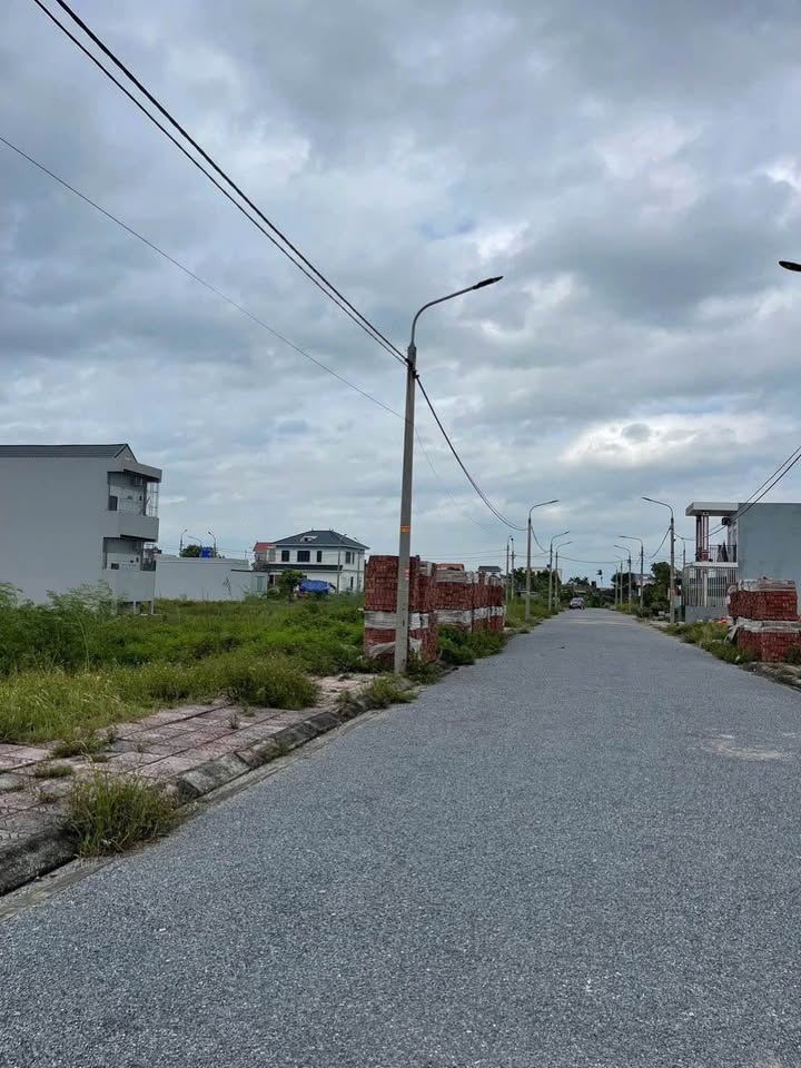 Đất dự án TĐC Đông Cơ, Tiền Hải 90m² giá 15 tỷ - Vị trí siêu đẹp!