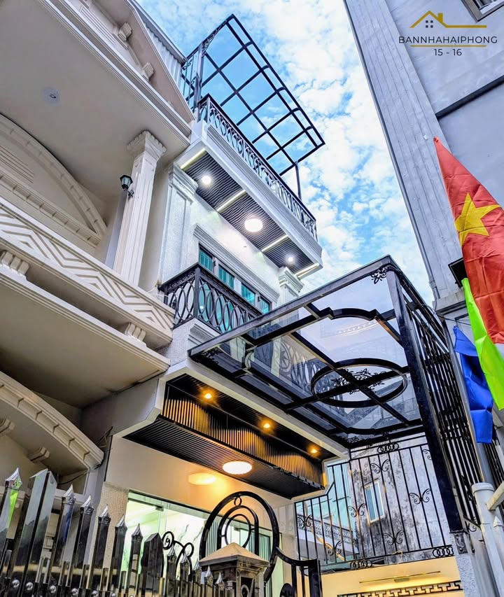 Nhà phố Lâm Tường, Lê Chân 57m² giá 4.85 tỷ - Sân cổng riêng, full nội thất!