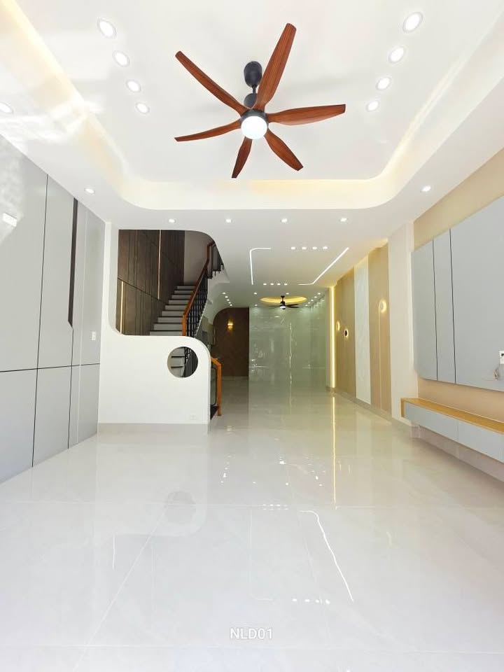 Bán Nhà 3 Tầng Mặt Tiền Thị Nại Quy Nhơn 68m² giá 6 tỷ - Full nội thất đẹp