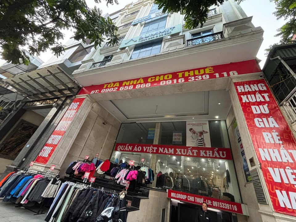 Cho thuê FrontHouse tại Phố Huế, Hai Bà Trưng 250m² giá 120 triệu/tháng - Kinh doanh đa dạng!