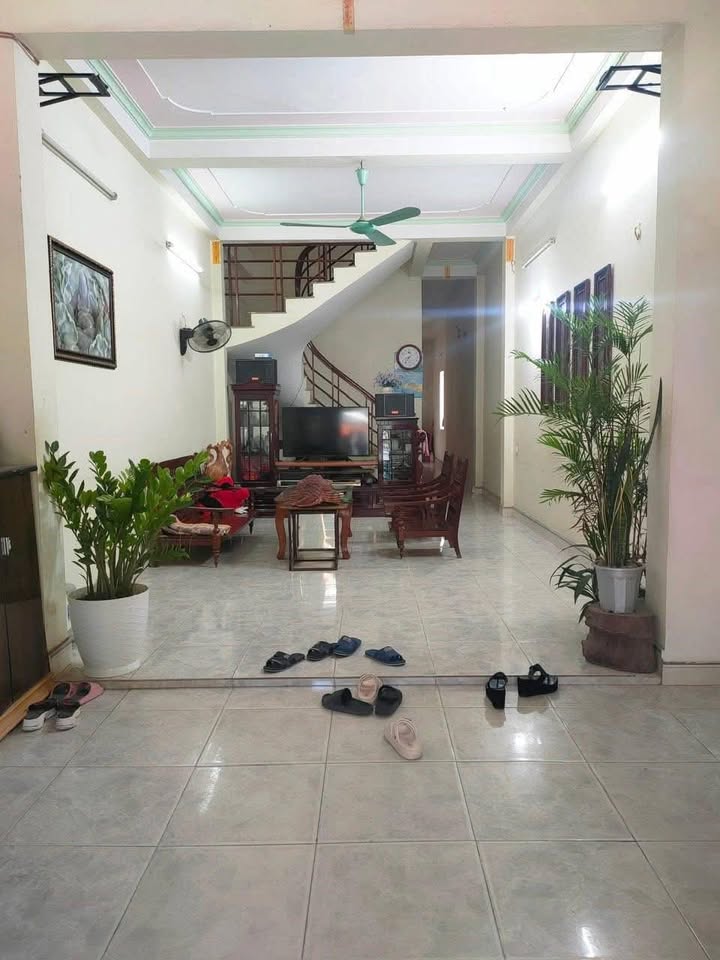 Nhà 2 tầng mặt đường Lê Đức Thọ, 80m² - Ô tô để trong nhà, giá thỏa thuận!