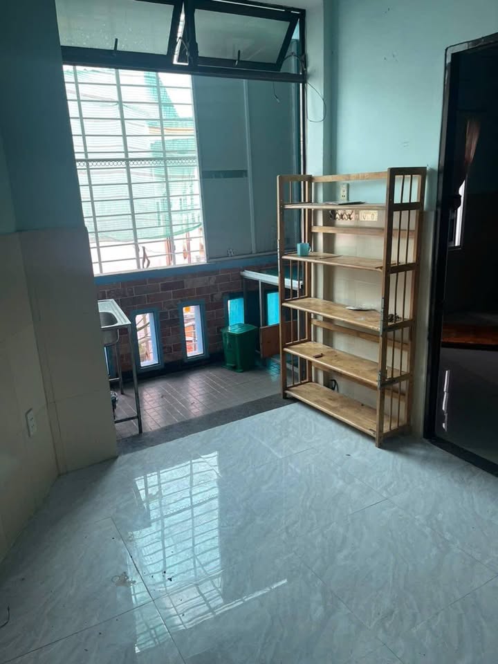 Nhà cho thuê Vũng Tàu 60m² giá 2.5 triệu - Lối đi riêng thoáng mát!