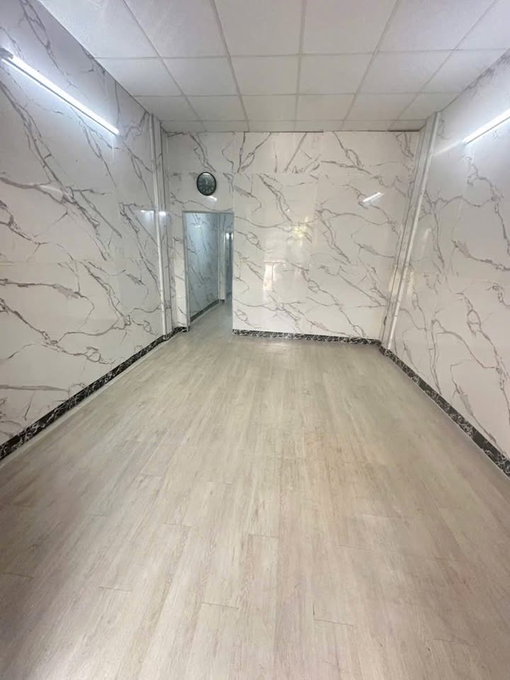 Cho thuê nhà cấp 4 Hẻm ô tô Đ.Lê Văn Việt, Hiệp Phú, Thủ Đức 60m² - Nhà sạch sẽ, an ninh tốt!