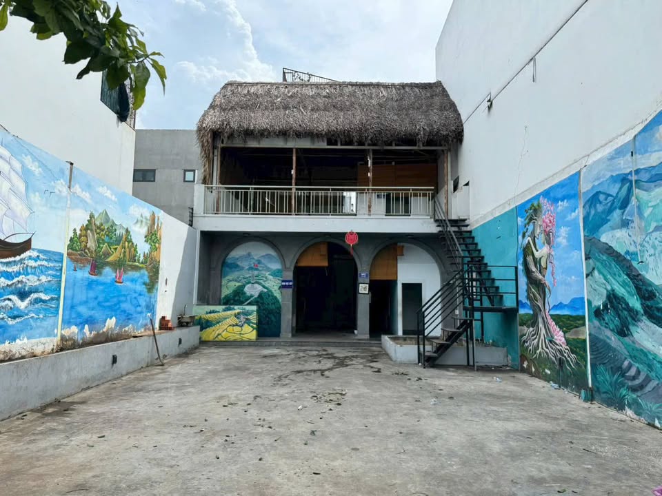 Cho thuê nhà mặt tiền Đỗ Xuân Hợp, Quận 9, 184m² - Vị trí đắc địa cho kinh doanh