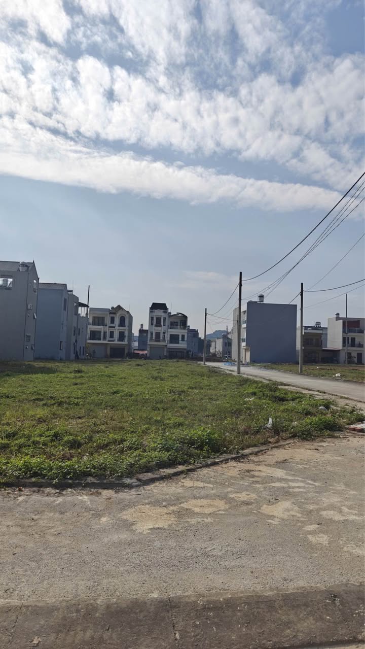 Đất KĐT Nam Hoàng Đồng Lạng Sơn 94m² giá 3 tỷ - Lô góc, hạ tầng hoàn chỉnh!