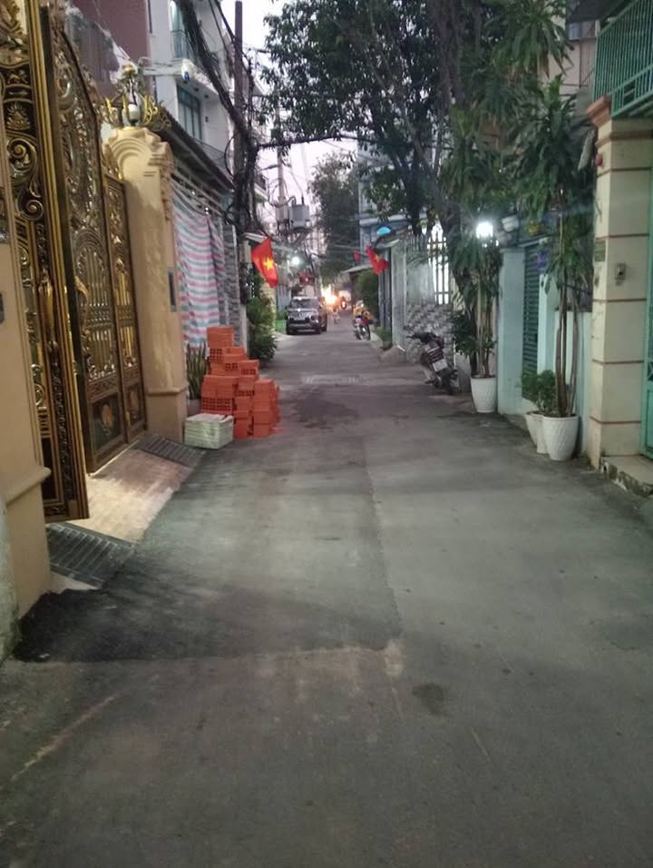 Nhà nguyên căn hẻm 276 Thống Nhất, Gò Vấp 52m² giá 7.5 triệu - Sẵn sàng cho thuê ngay!