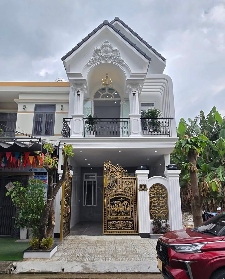 Nhà đẹp Tân Cổ Điển Thanh Khê 85m² giá 7.35 tỷ - Chỉ 5 phút ra biển!