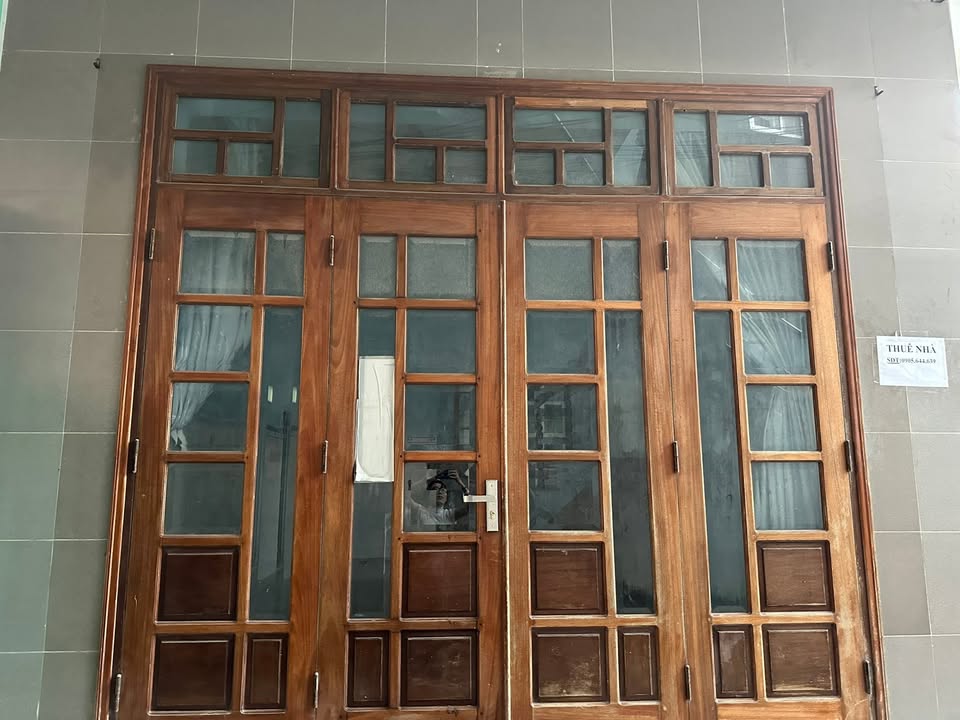 Nhà nguyên căn cho thuê tại 42/13 Lê Lợi, Tuy Hoà - Vị trí trung tâm, giá thỏa thuận!