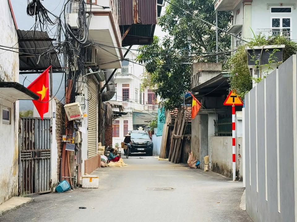 Đất nền tại Thị trấn Quốc Oai 100m² - Pháp lý sổ hồng rõ ràng, giá thỏa thuận!