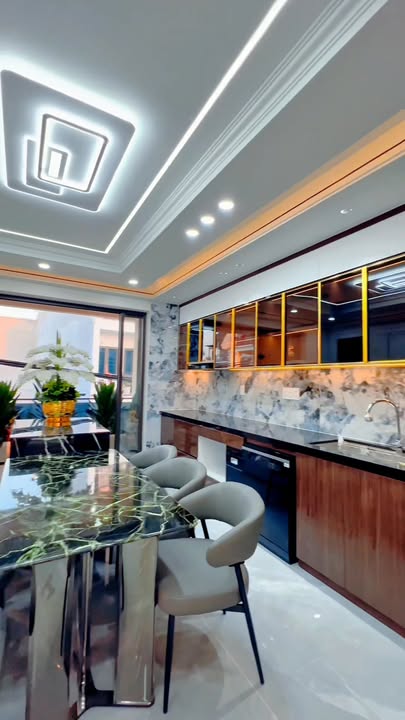 Nhà mặt đường Quỳnh Hoàng, An Dương 109m² - Đầy đủ nội thất, sẵn sàng ở ngay!