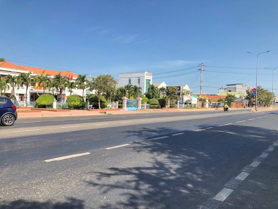 Đất thổ cư 107,8m² phường Hàm Thắng - Giá chỉ 830 triệu, chính chủ bán gấp!