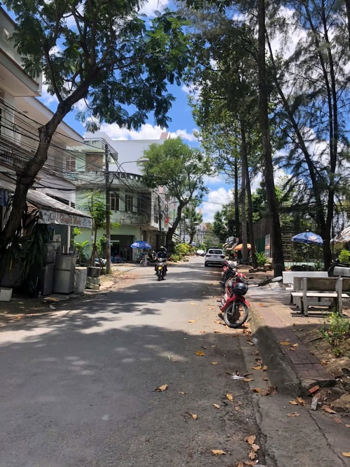 Nhà phố KDC 91B Cần Thơ 81m² giá 5.2 tỷ - Đối diện công viên, kinh doanh thuận lợi!