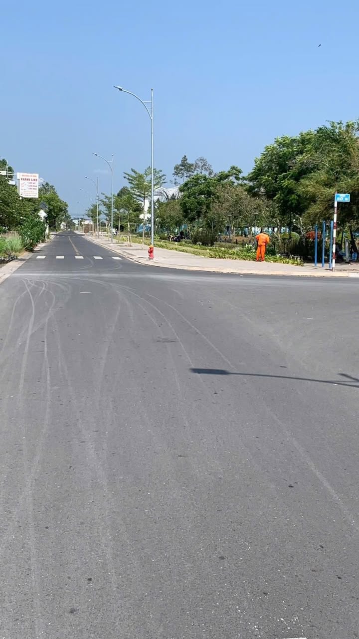 Nhà mặt tiền 2 mặt tại Khu đô thị KITA, 500m² giá 4.8 tỷ - Tiềm năng sinh lời cao!