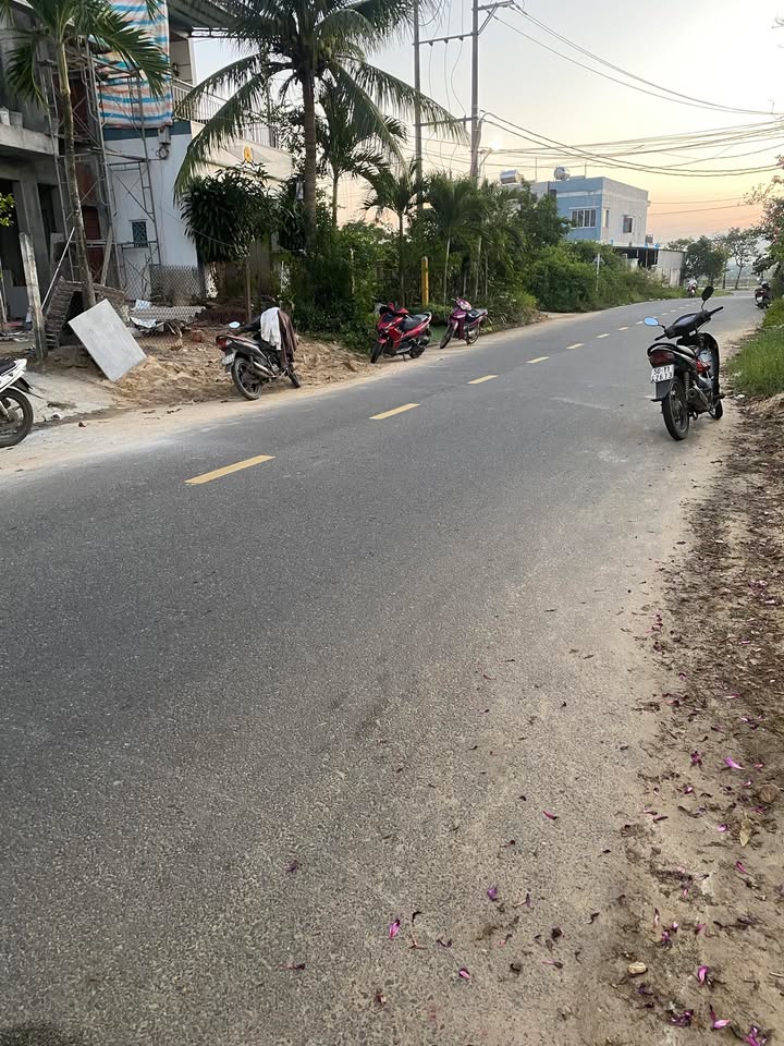 Bán đất Hội An - Bến Trễ 100m² giá nhỉnh 2 tỷ - Đường ô tô vào tận nơi!