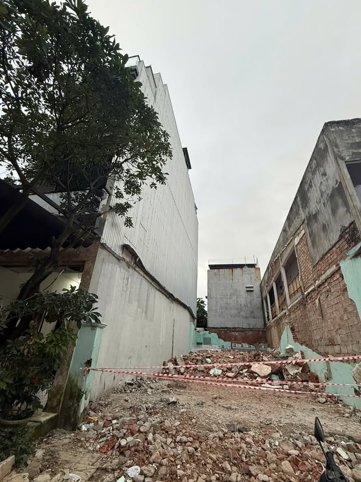 Lô đất kiệt ô tô Trần Văn Dư 96m² giá 14 tỷ - Gần biển tuyệt đẹp!