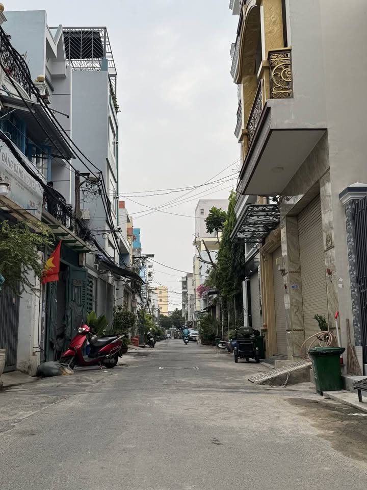 Nhà 350 Lê Văn Quới, Quận Bình Tân, 68m², Giá 9.5 tỷ - Đẳng cấp sống đỉnh cao!