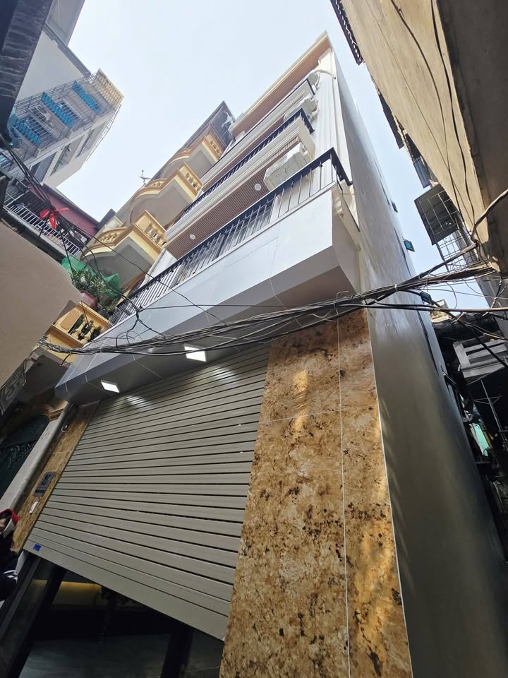 Nhà phố Kim Mã, Quận Ba Đình, 38m², giá 13.5 tỷ - Sẵn sàng đón Tết 2026!