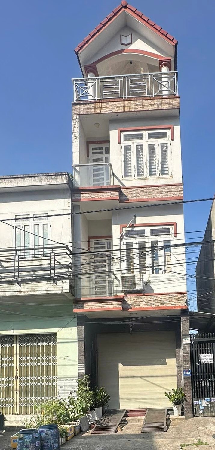 Nhà phố Dĩ An 173m² giá 7 tỷ - Đầu tư sinh lời dễ dàng!
